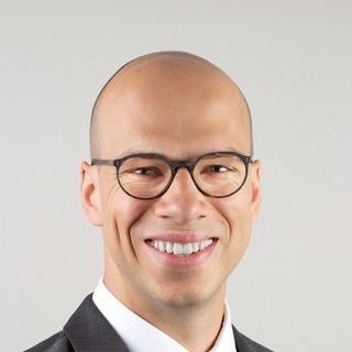 马克西米利安霍普夫, Python自由职业者.