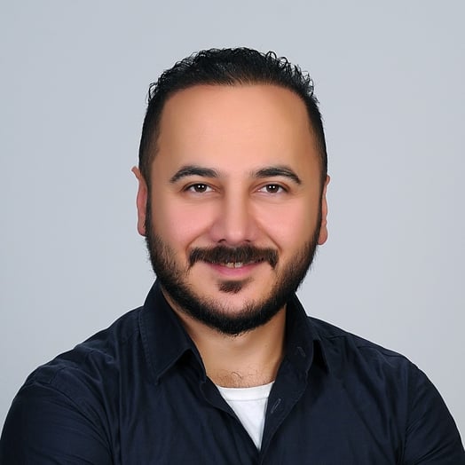 olkay Ozyilmaz，土耳其伊斯坦布尔的开发者