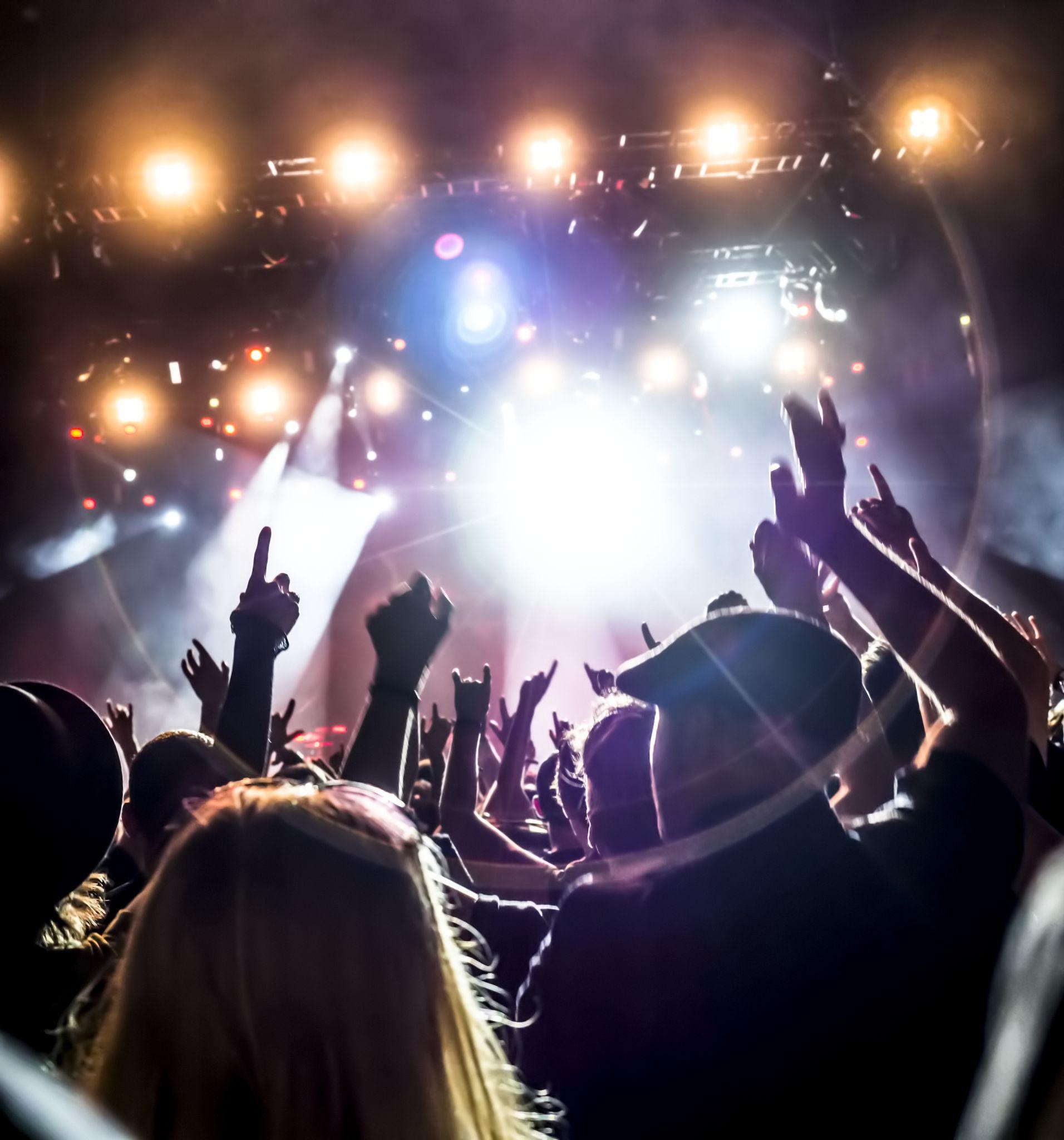 Toptal team saves event-ticketing startup 74% on development of blockchain software.