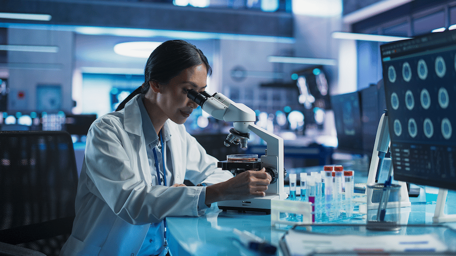 Toptal reduces data processing time by 99% for leading cancer research institution.