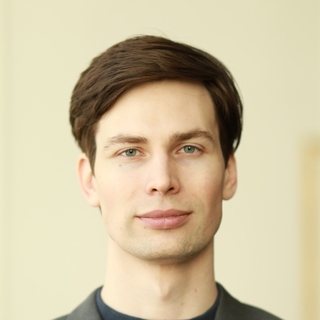 Anatoly Lushnikov, Senior AWS Programmer and Consultant.