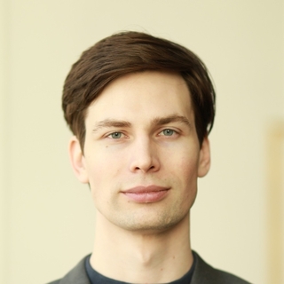 Anatoly Lushnikov, Senior AWS Programmer and Consultant.