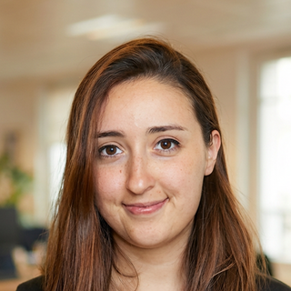 Füsun Çetin Öztan, Senior fintech Designer for Hire.