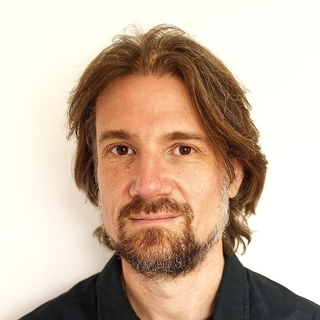 James Closs, Freelance Xamarin Engineer.