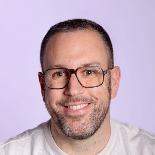 Manuel Rico, Accomplished iOS Freelancer.