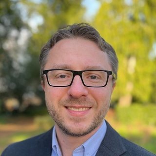 Michal Wozny, manufacturing project management Project Management Freelancer.