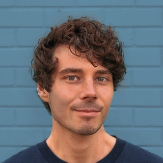 Raoul Korzuschek, Top UI Designer.