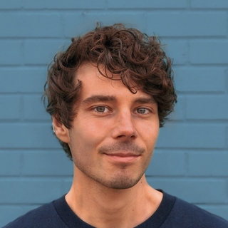 Raoul Korzuschek, Top UI Designer.