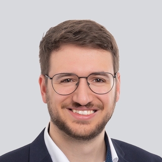 Dominik Finkbeiner, Slack Coder.