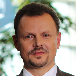Ryszard Skarbek, Human Resources Professional.