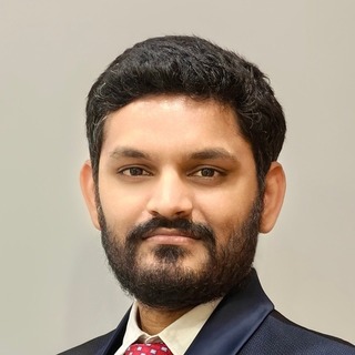 Ayush Gupta, Accomplished AI chatbot Freelancer.