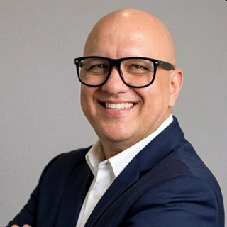 Fernando Pérez, Freelance Monday Project Management Expert.
