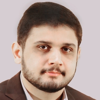 Ali Ashfaq, Graph database Coder.