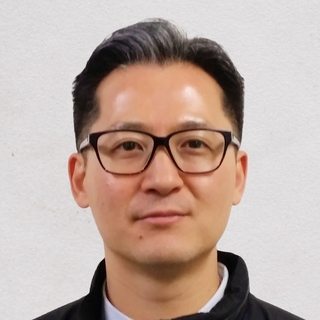 Henry Yoon, interim COO Expert and Consultant.