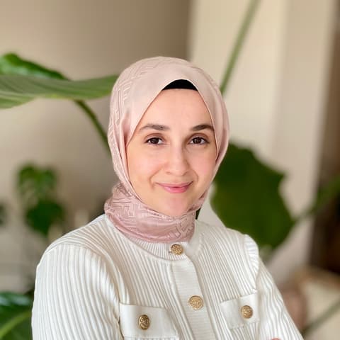 Tugba Demirci Kasarci, Developer in Istanbul, Turkey