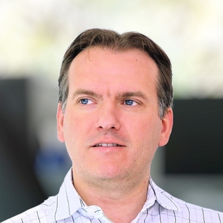 Valéry Raulet, Accomplished VBScript Freelancer.