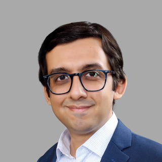 Saadi Riaz, CFO consulting Consulting Specialist.