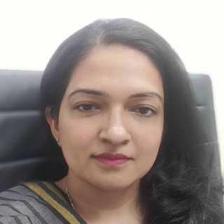 Dhara Dhaval Shah, Freelance COBOL Engineer.