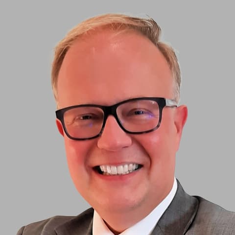 Michael Mertens, Management Consultant in Brussels, Belgium