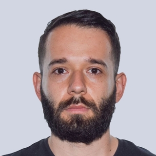 Anibal Brenes, Toptal RStudio Shiny Developer.