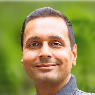Jatin Detwani, part-time CFO Freelancer.
