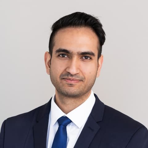 Sowmitra Singh, Management Consultant in London, United Kingdom
