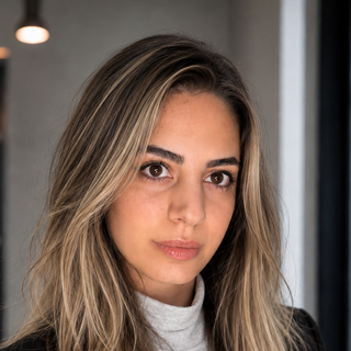 Violeta Iskandaryan, Freelance API Developer for Hire.