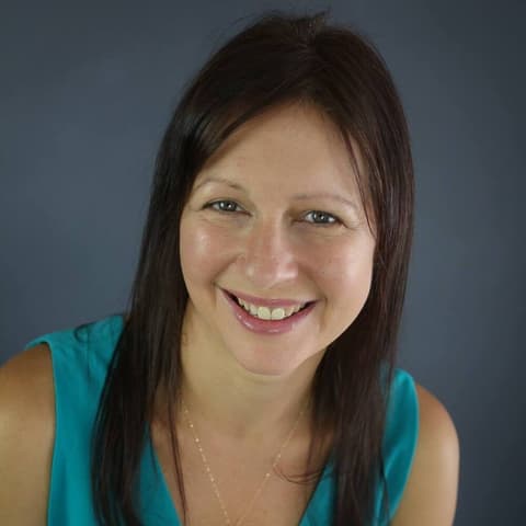 Miriam Hoolahan, Management Consultant in Port Moody, Canada