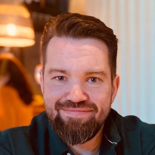 Aleksandr Dolgov, Senior OAuth2 Programmer and Consultant.