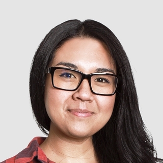 Nadiah Syazana, Freelance fintech Designer.