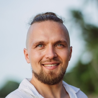 Martin Barbason, Freelance iOS Engineer.