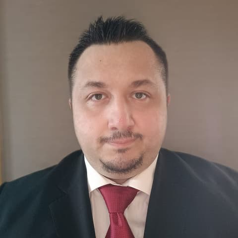 Zübeyr Aydemir, Developer in Bursa, Turkey