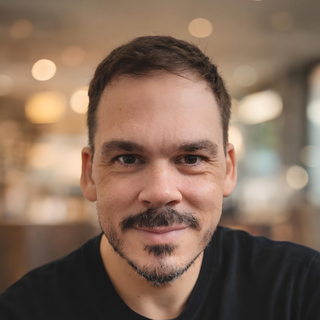 Thiago Emmanuel, Senior strategy Designer.