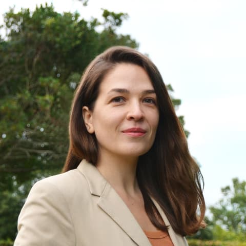 Ozlem Eren Akaydin, Designer in London, United Kingdom