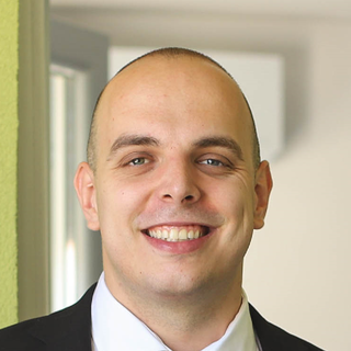 Nikola Garabandić, Expert iOS Programmer for Hire.