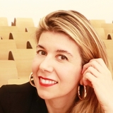 Laura Lanteri, fractional COO Specialist For Hire.