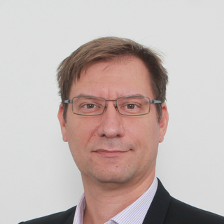 Slaven Semper, PowerApps Engineer.