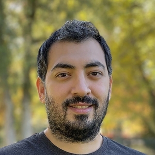 Emre Taşkın, Visual Studio Coder.