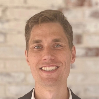 Luke Skarzynski, Independent Fundraising Consultant.