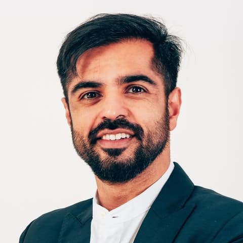 Nikhil Divecha, Management Consultant in Lisbon, Portugal