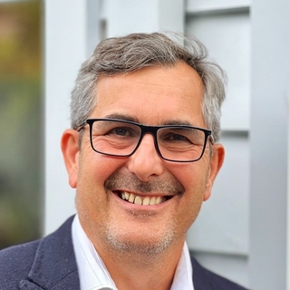 Laurence Mosley, risk management consulting Consultant.