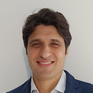 Emiliano Angieri, Freelance migration Developer for Hire.