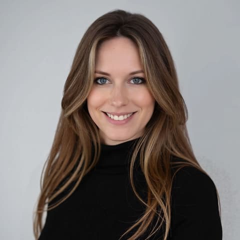 Nicole Elizabeth Smith, Marketing Expert in Como, Province of Como, Italy