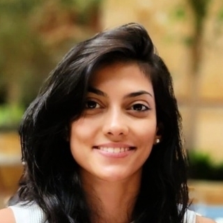 Rawan Hamed, Senior Usability Testing Designer for Hire.