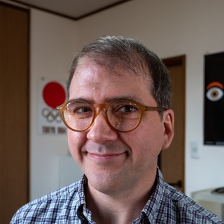 Brett Calzada, Senior accessible web Designer for Hire.