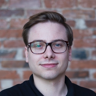 Karol Kubicki, Freelance prompt engineering Programmer for Hire.