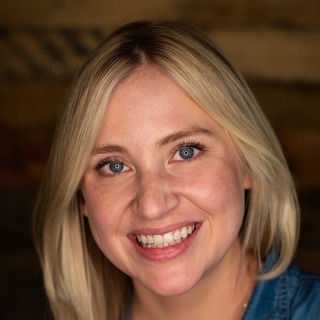 Katrina Ward, community management Copywriter.