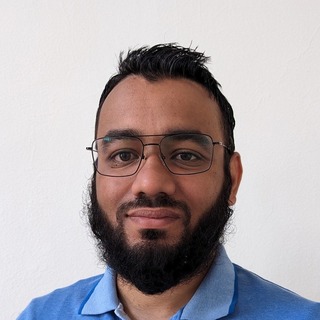 Huzefa Gadi, Expert Flutter Programmer for Hire.