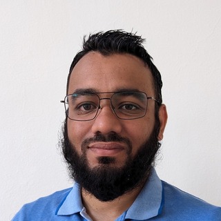 Huzefa Gadi, Expert Flutter Programmer for Hire.