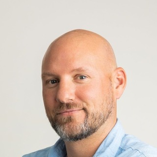 Jon Mackin, inbound marketing Marketer.